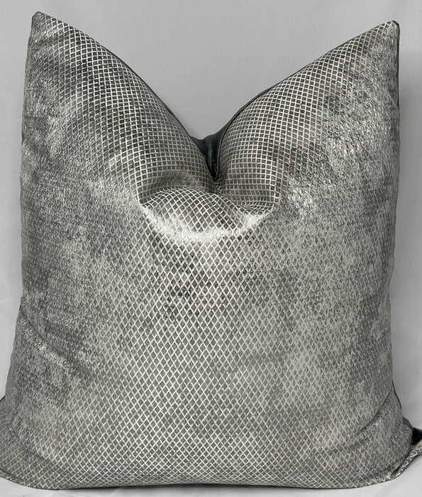 The Bradshaw Collection Silver Shimmer 24x24
