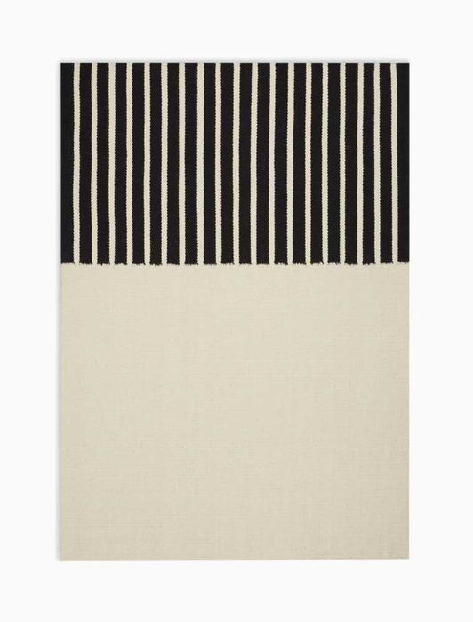 Calvin Klein Nashville CK750 White and Black 4'x6' Area Rug