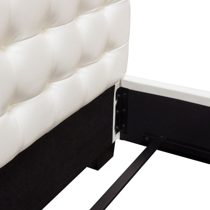 Zen Tufted Queen Bed with Oversized Footboard in White Leatherette by Diamond Sofa