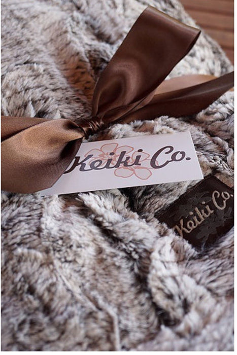 Keiki Co. Luxury Couture Throw