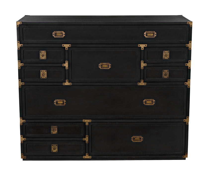 Charles Chest, Pale