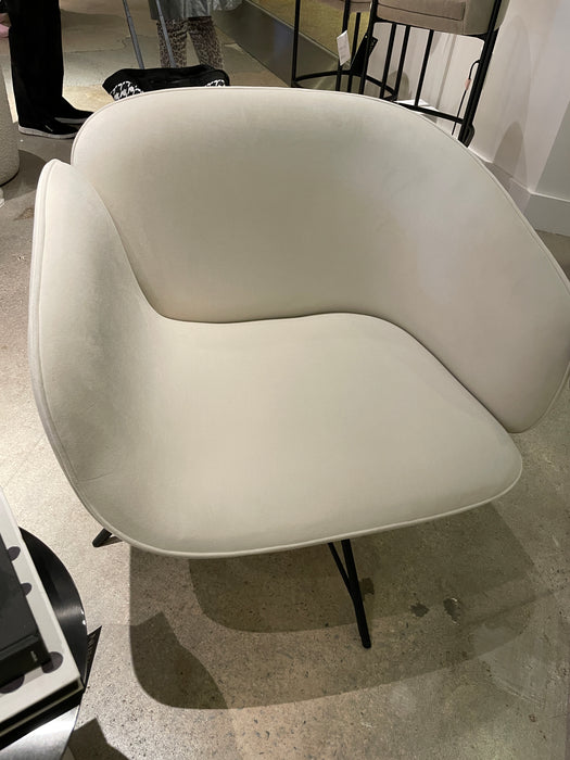 Doppio NL Oyster Occasional Chair