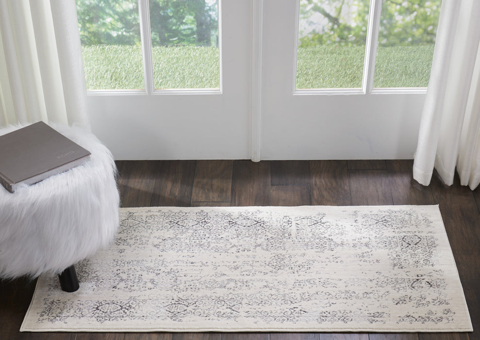Kathy Ireland Silver Screen 2' X 4' Ivory White Vintage Area Rug