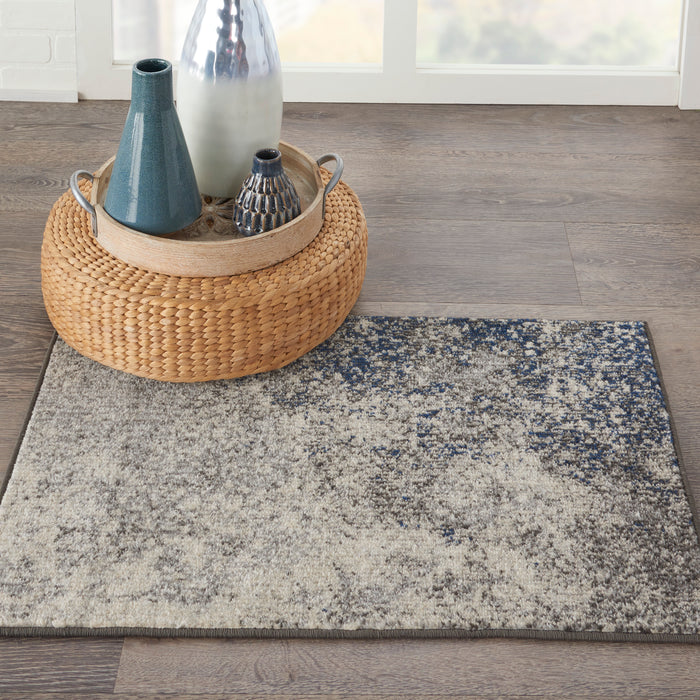 Nourison Passion 2' x 3' Charcoal and Ivory    Area Rug