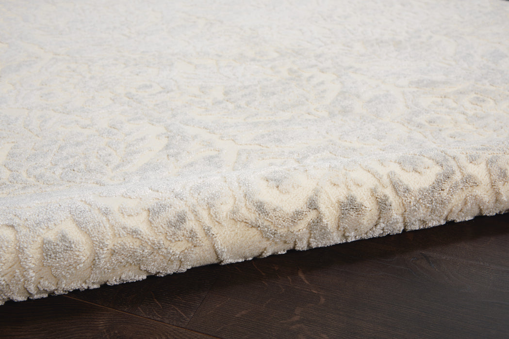 kathy ireland Home Sahara KI390 Silver and Ivory 4'x6'  Area Rug