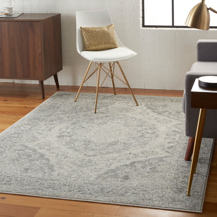 Nourison Tranquil TRA05 Grey and White 6'x9' Vintage Area Rug