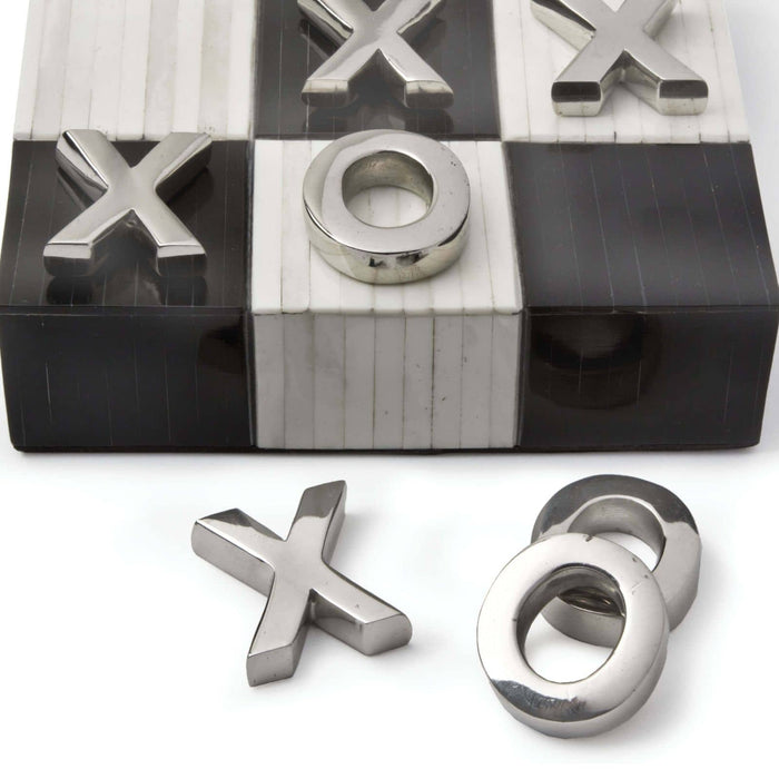 Tic Tac Toe Flat Board With Nickel Pieces