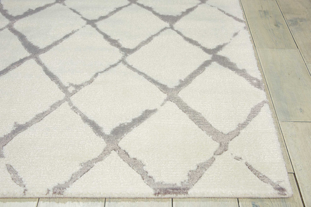 Nourison Twilight TWI15 Silver and White 12'x15' Oversized Rug